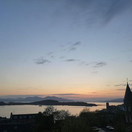 Central Oban Studio With Stunning View Esterno foto