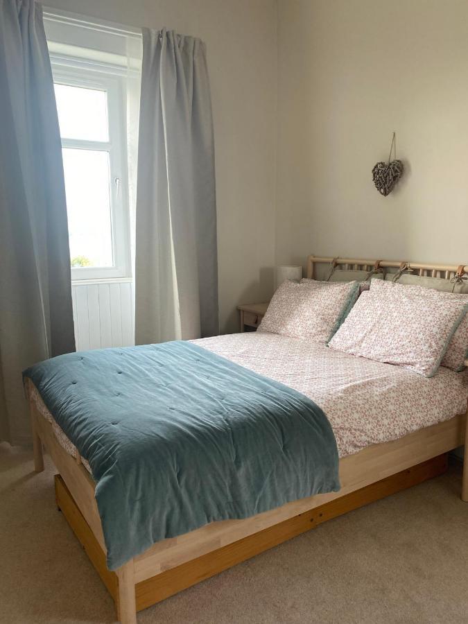 Central Oban Studio With Stunning View Esterno foto